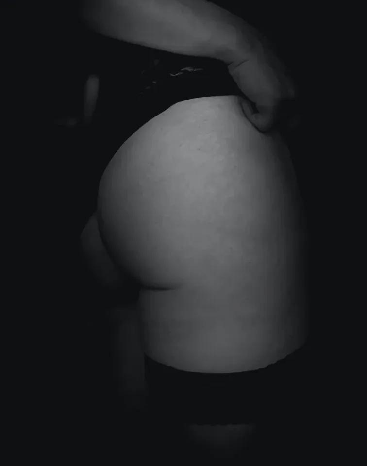 Amelia, 32
