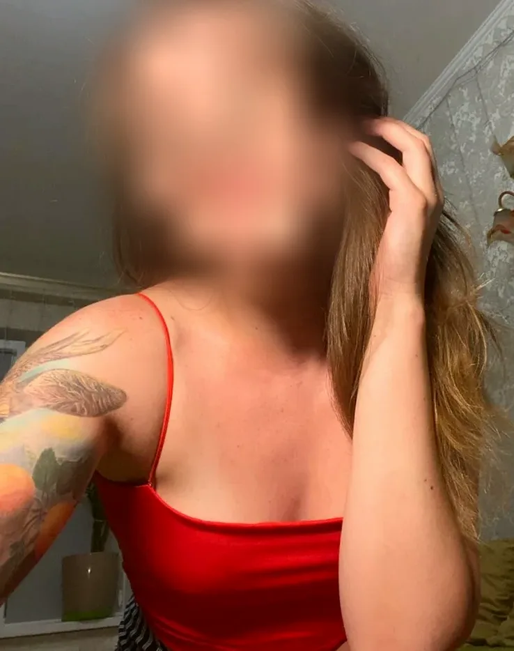 Leyla, 25